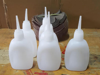 增強(qiáng)型瞬間膠水的特性、化學(xué)原理與使用方法